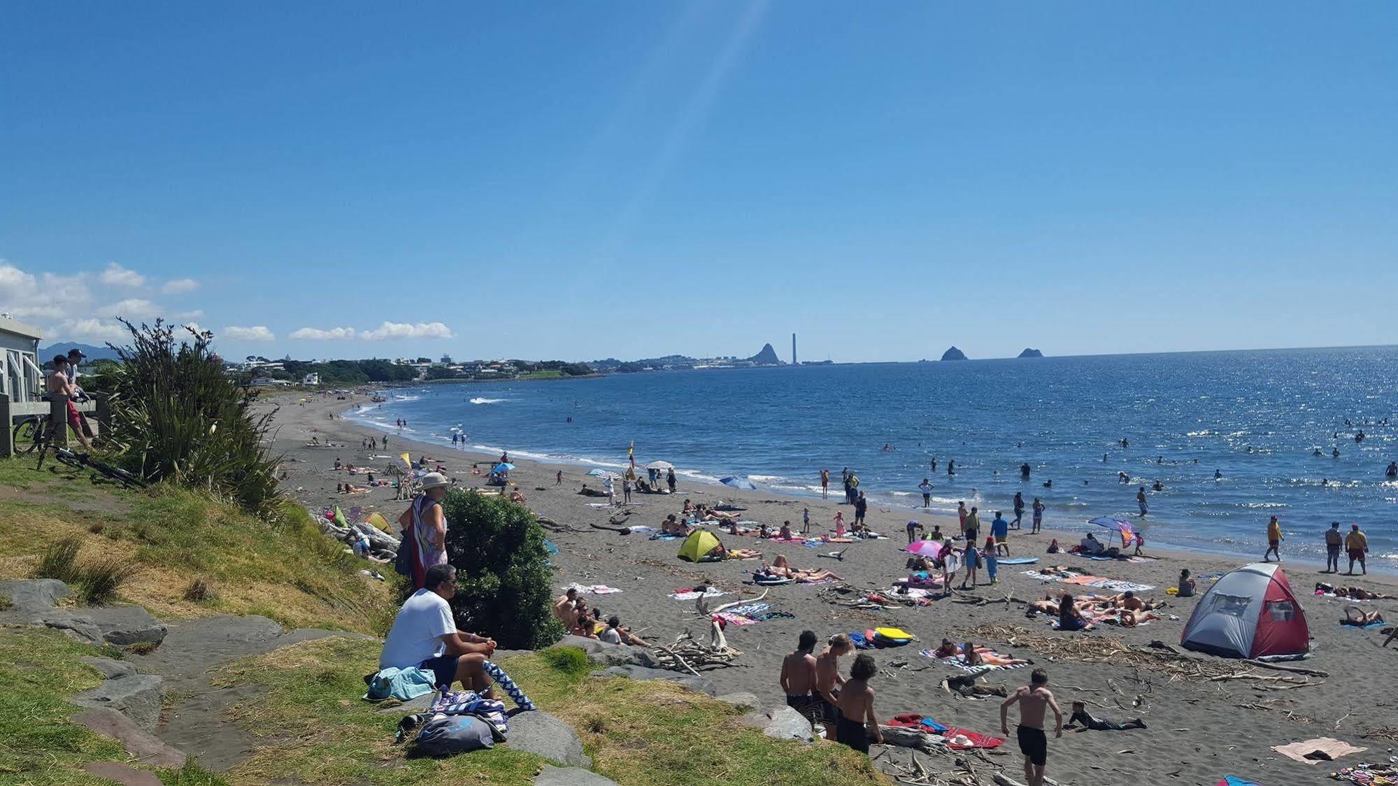 Fitzroy Beach Holiday Park ニュープリマス エクステリア 写真